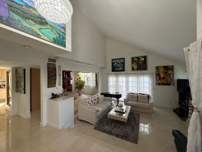 Foto del edificio - 10302 Parkview Ave