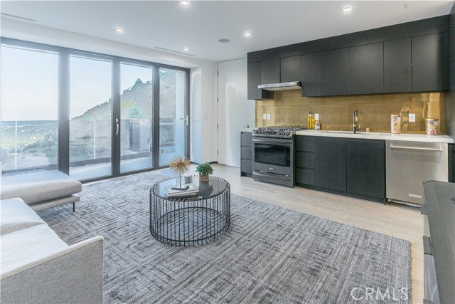 Building Photo - 8148 1/2 West Gould Avenue, Los Angeles, CA 90046 - 1 BR 1 BA house