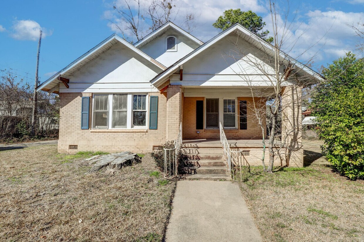 Foto principal - 3 bedroom 1.5 Bathroom House in Texarkana, AR