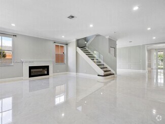 Building Photo - 1175 Peregrine Way