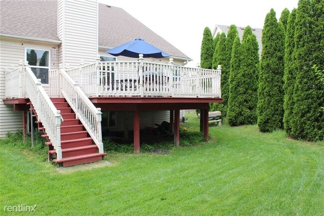 Building Photo - 5531 Redbud Ct