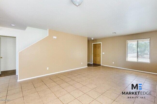 Building Photo - 4Bed/2.5Bath House At Coyote/Ocotillo! $14...