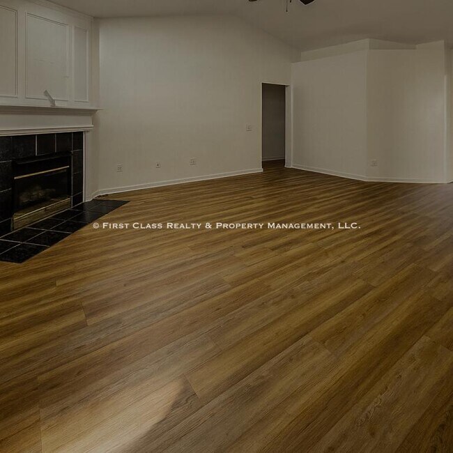 Foto del edificio - 1444 Rumstone Ln