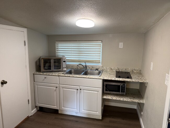 Foto del edificio - 1025 W Cimarron St