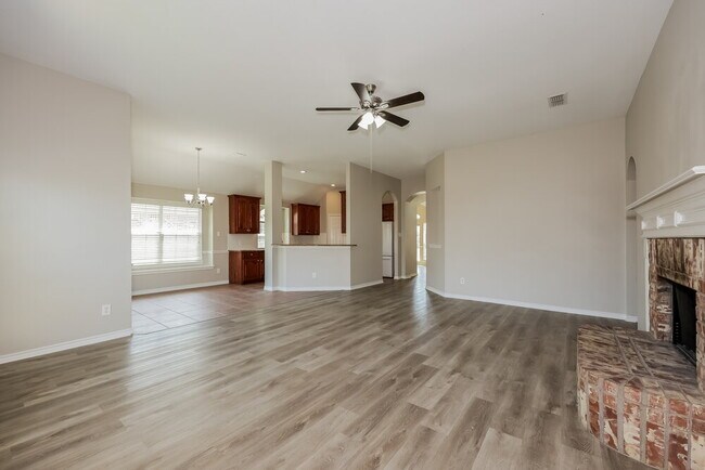 Building Photo - 416 Mesa View Tr