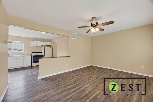 Building Photo - Cozy 3 bd Home in Excellent Area! Open House Sunday, August 9,2026 @ 2p-3p