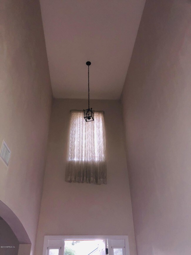 Foto del edificio - 3279 Horseshoe Trail Dr