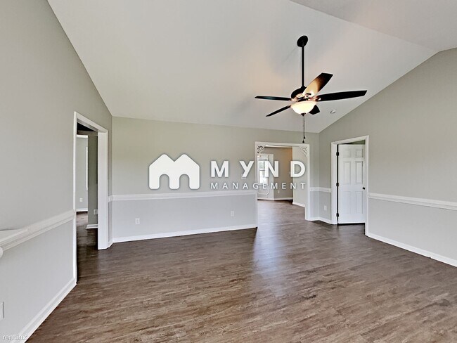 Building Photo - 3 br, 2 bath House - 140 Patricia Dr