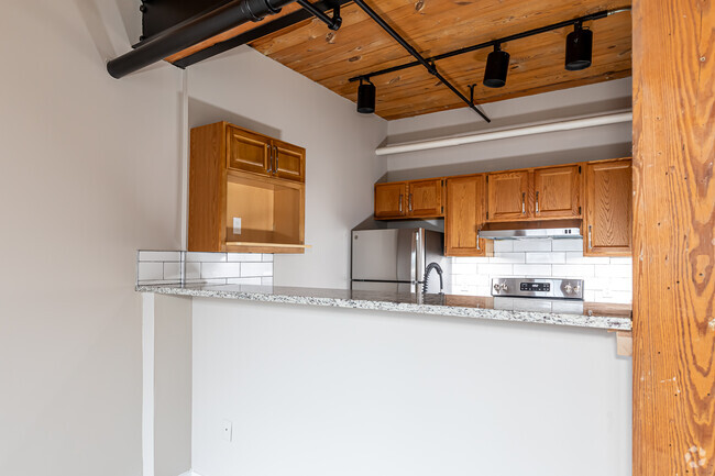 2BR, 1BA - Kitchen - Mill at Still River