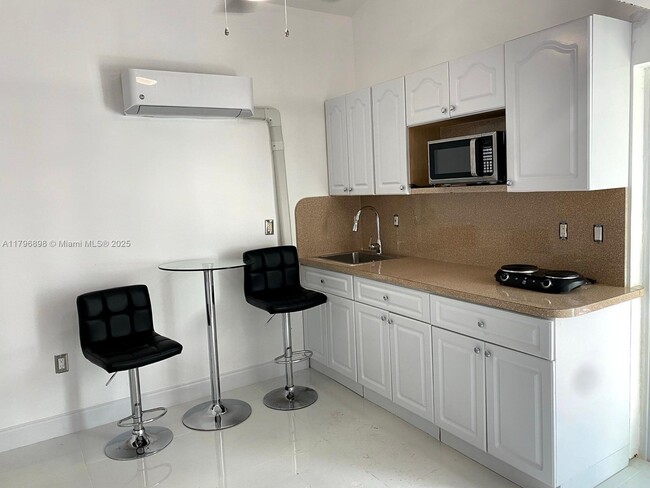 Building Photo - 9040 SW 142nd Ct