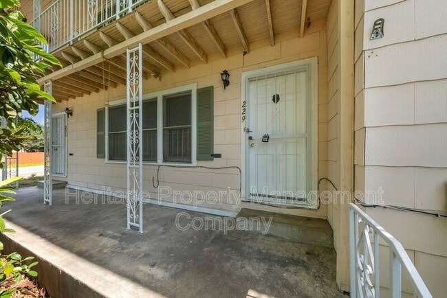 Building Photo - 229 Alexander Hamilton Dr