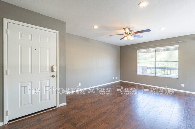 Building Photo - 16657 E Gunsight Dr