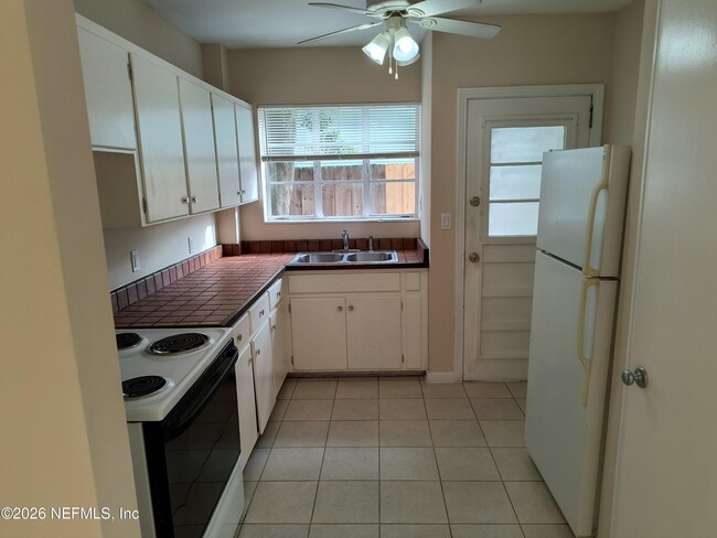 Foto del edificio - 3018 Oak St