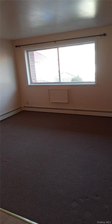 Foto del edificio - 3422 Bruner Ave