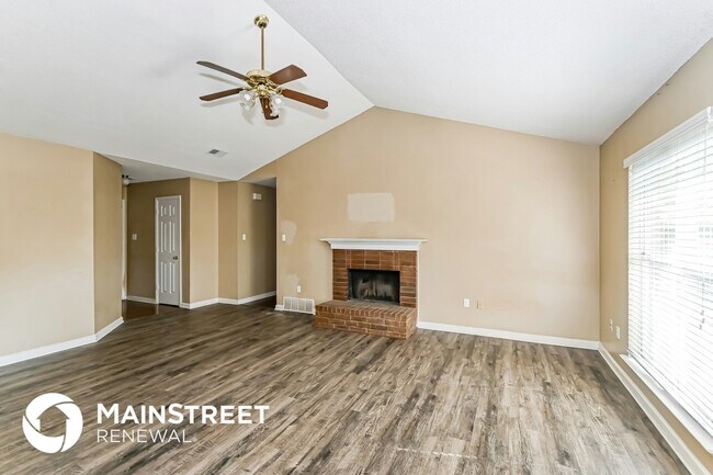 Foto del edificio - 8104 Longbranch Dr