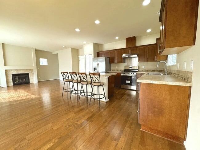 Foto del edificio - 1752 42nd St NE