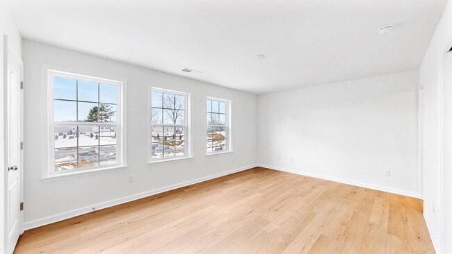 Building Photo - 151 Totter Way