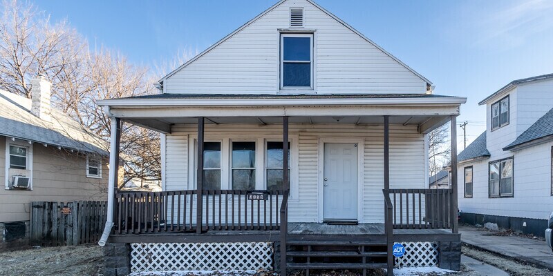 Foto principal - 3159 Grand Ave