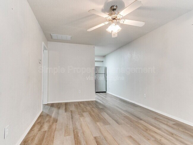 Foto del edificio - 5832 NW 31st Terrace