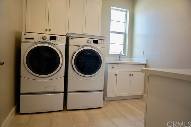 Building Photo - 65 Turnstone
