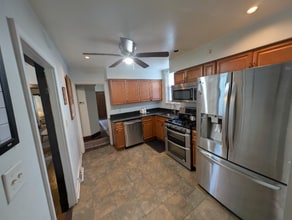 Building Photo - 149 Cape May Ave