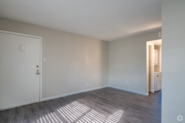 1BR, 1BA - 686SF - The Park at Sorrento