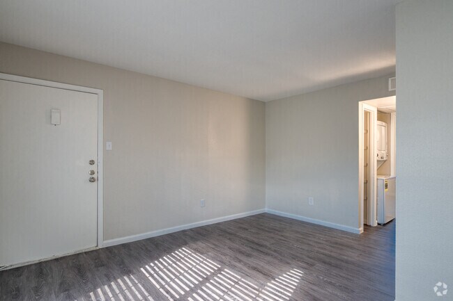 1HAB, 1BA - 686SF - The Park at Sorrento