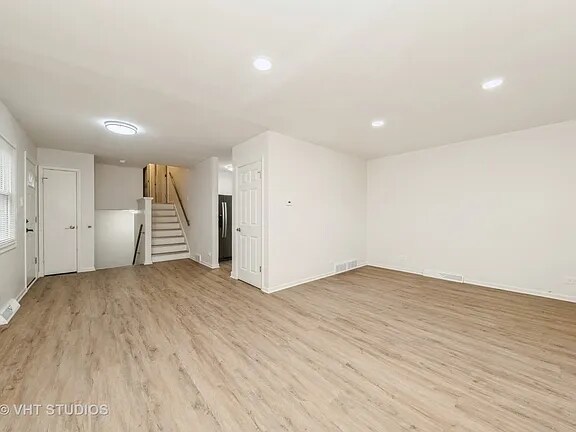 Foto del edificio - 9433 S Burnside Ave