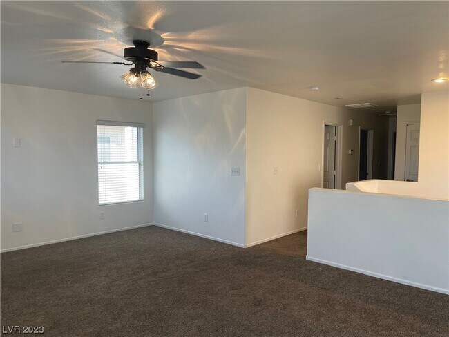 Foto del edificio - 6309 Mercer Valley St