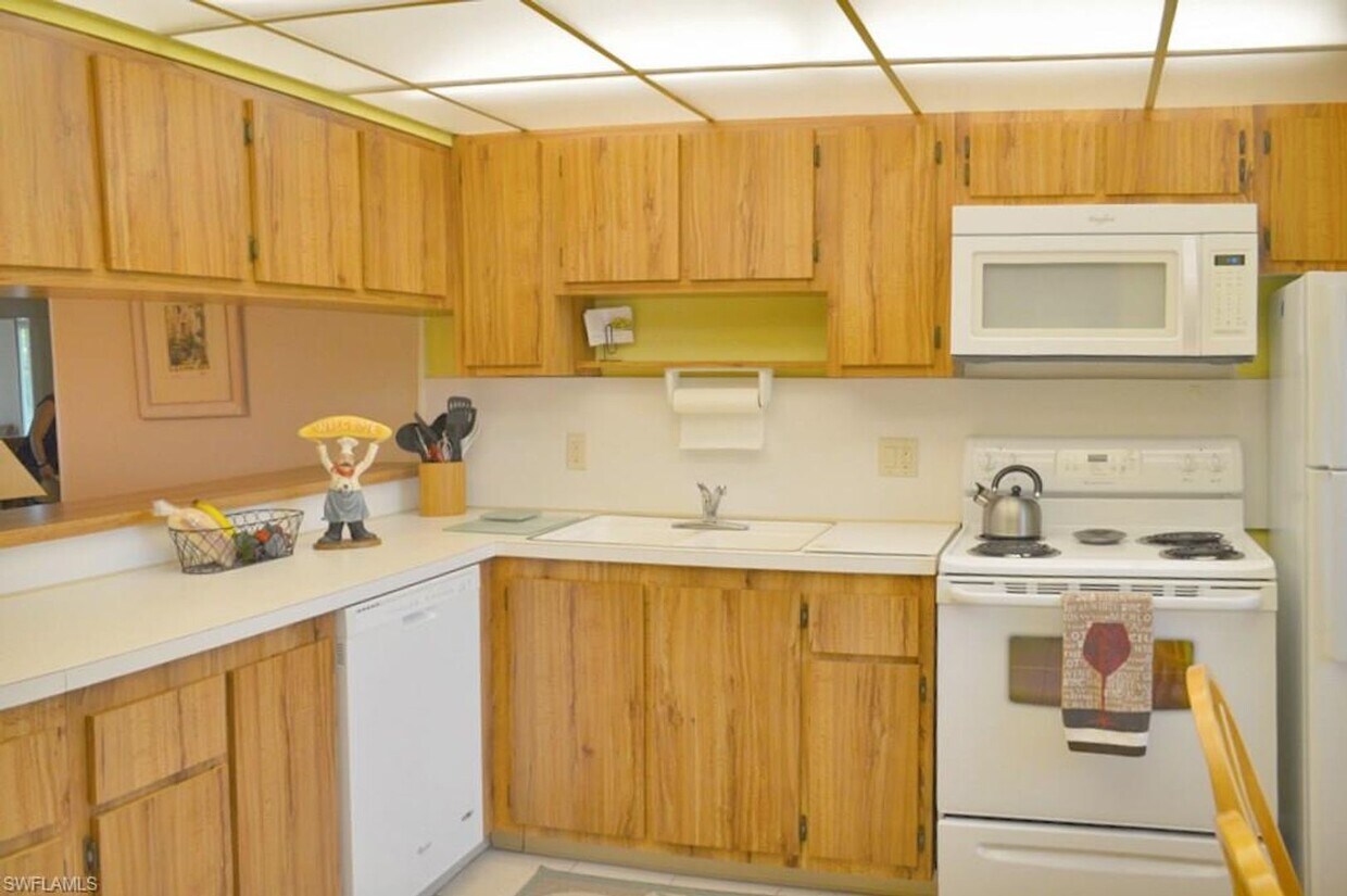 Primary Photo - Available for Summer 2022 - Clean and Spac...