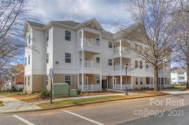 Primary Photo - 17905 Delmas Dr