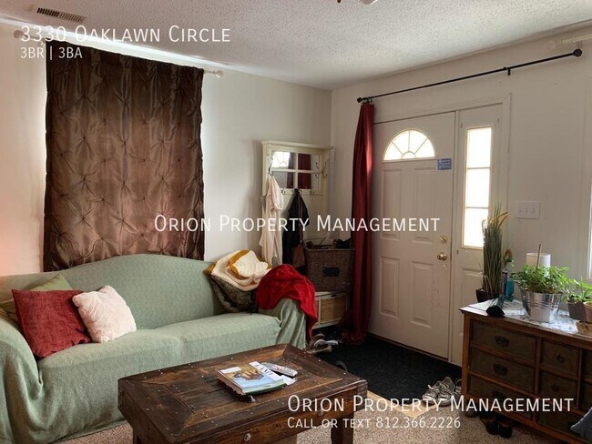 Building Photo - 3330 S Oaklawn Cir