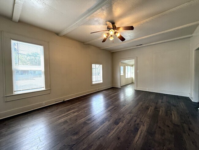 Foto del edificio - 1205 Warner St