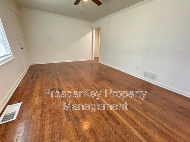 Foto del edificio - 340 Adelle St SE