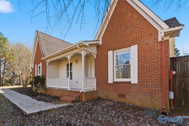 Building Photo - 104 Lindsey Ln