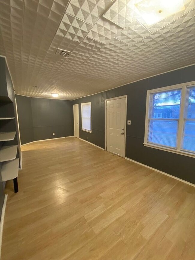 Photo - 2 Bed 1 Bath-Packinghouse View Add. SW OKC