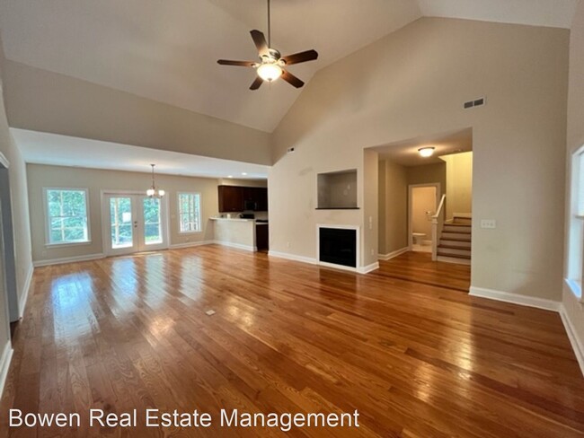 Foto del edificio - 4 br, 2.5 bath House - 107 Ridge Rd.