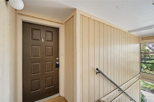 Building Photo - 6002 Laketree Ln