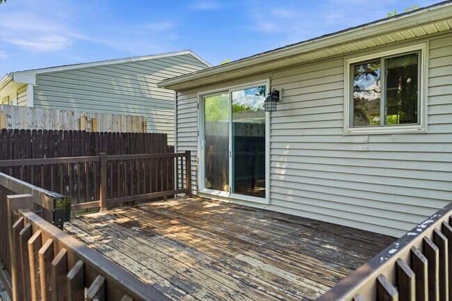 Building Photo - 4195 Burningtree Rd
