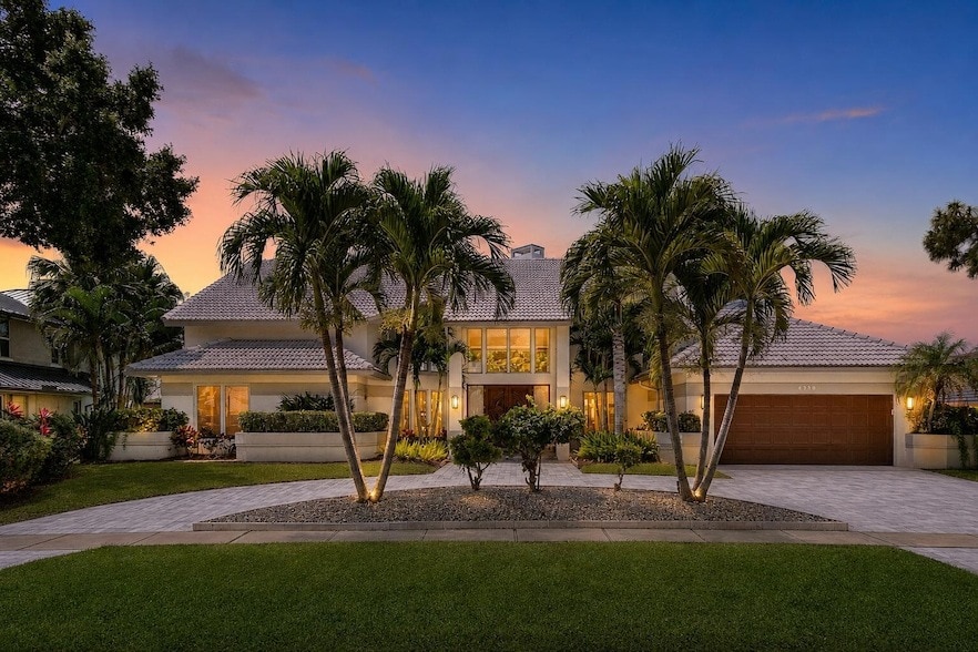 Photo - 4440 Woodfield Boulevard Unit