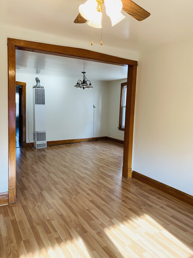 Dinning Room - 2437 N Central Park Ave