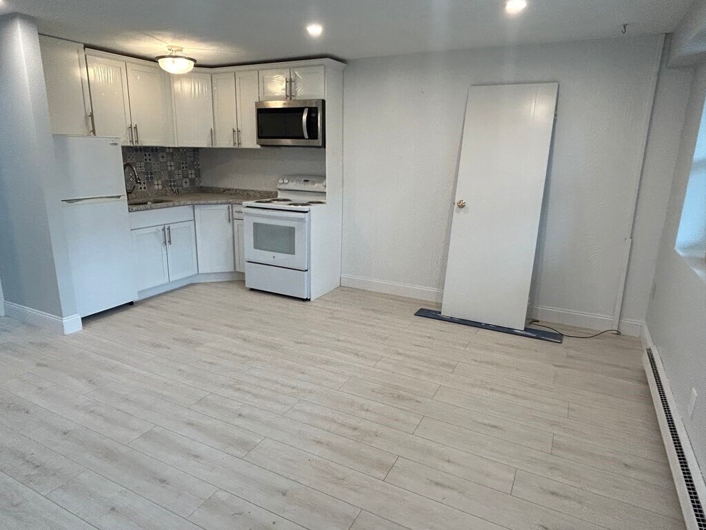 340 Main St Unit 307, Melrose, MA 02176 Condo for Rent in Melrose, MA