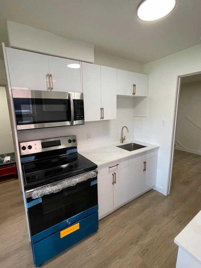 Building Photo - 62 Triller Ave