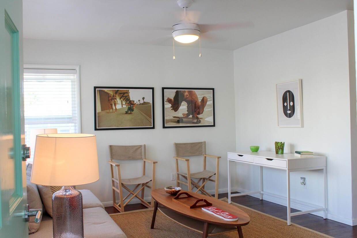 Foto principal - 5120 E Livingston Dr