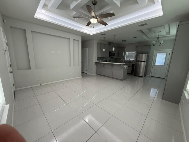 Foto del edificio - 4717 Mulberry Ave