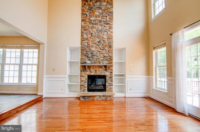 Building Photo - 5861 Governors Hill Dr