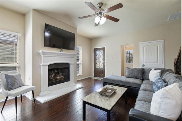 Building Photo - 216 Black Bear Dr