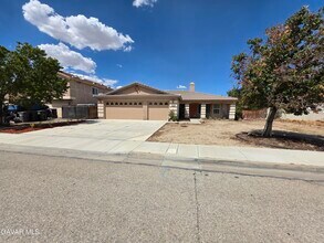 Building Photo - 5175 Capri Ct