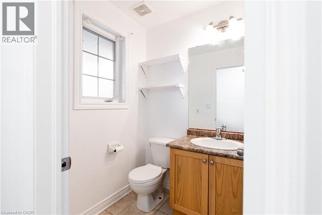 Building Photo - 119 Summers Dr