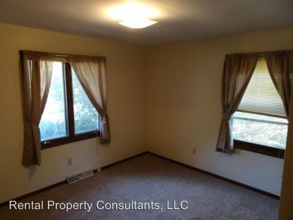 Foto del edificio - 5701 Gentian Ct SE